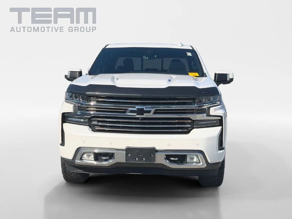 Used 2020 White Chevrolet High Country image 2