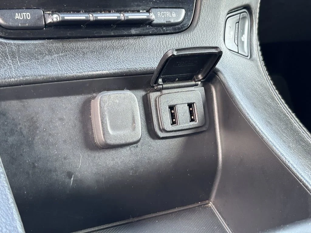Used 2018 SILVER ICE METALLIC Chevrolet LT image 34