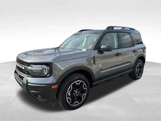 Used 2026 Gray Ford Outer Banks image 3