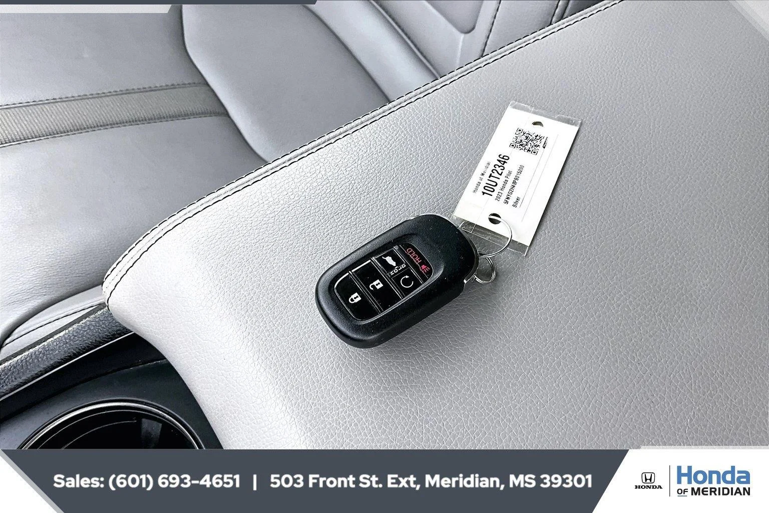 Used 2023 Lunar Silver Metallic Honda EX-L image 9