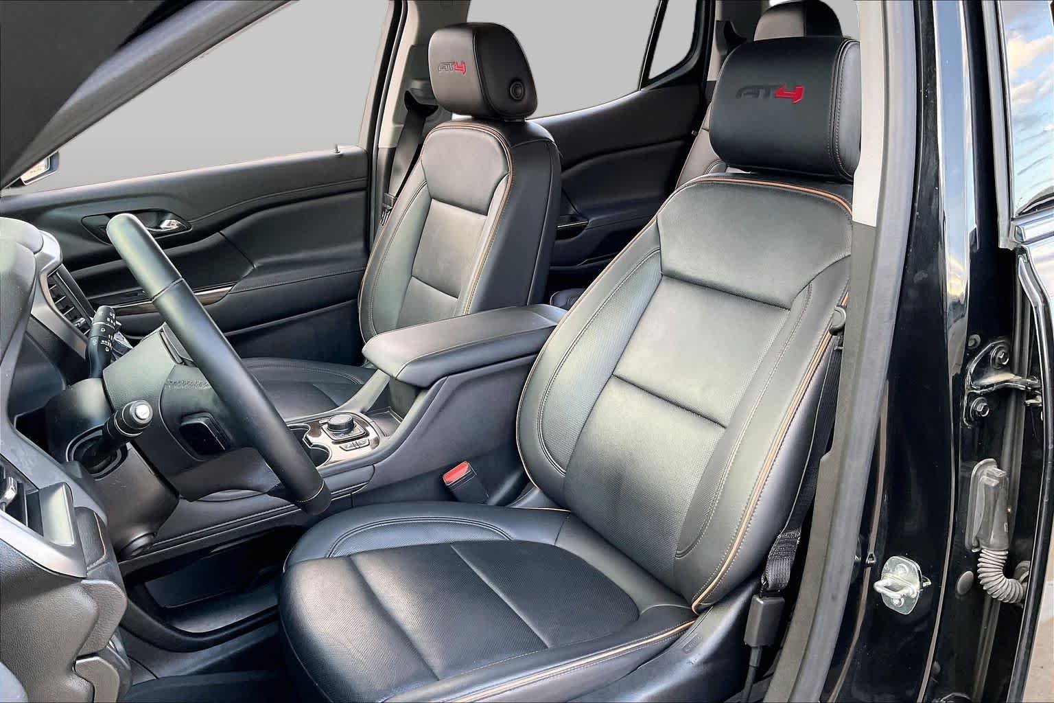 Used 2023 Ebony Twilight Metallic GMC AT4 image 7
