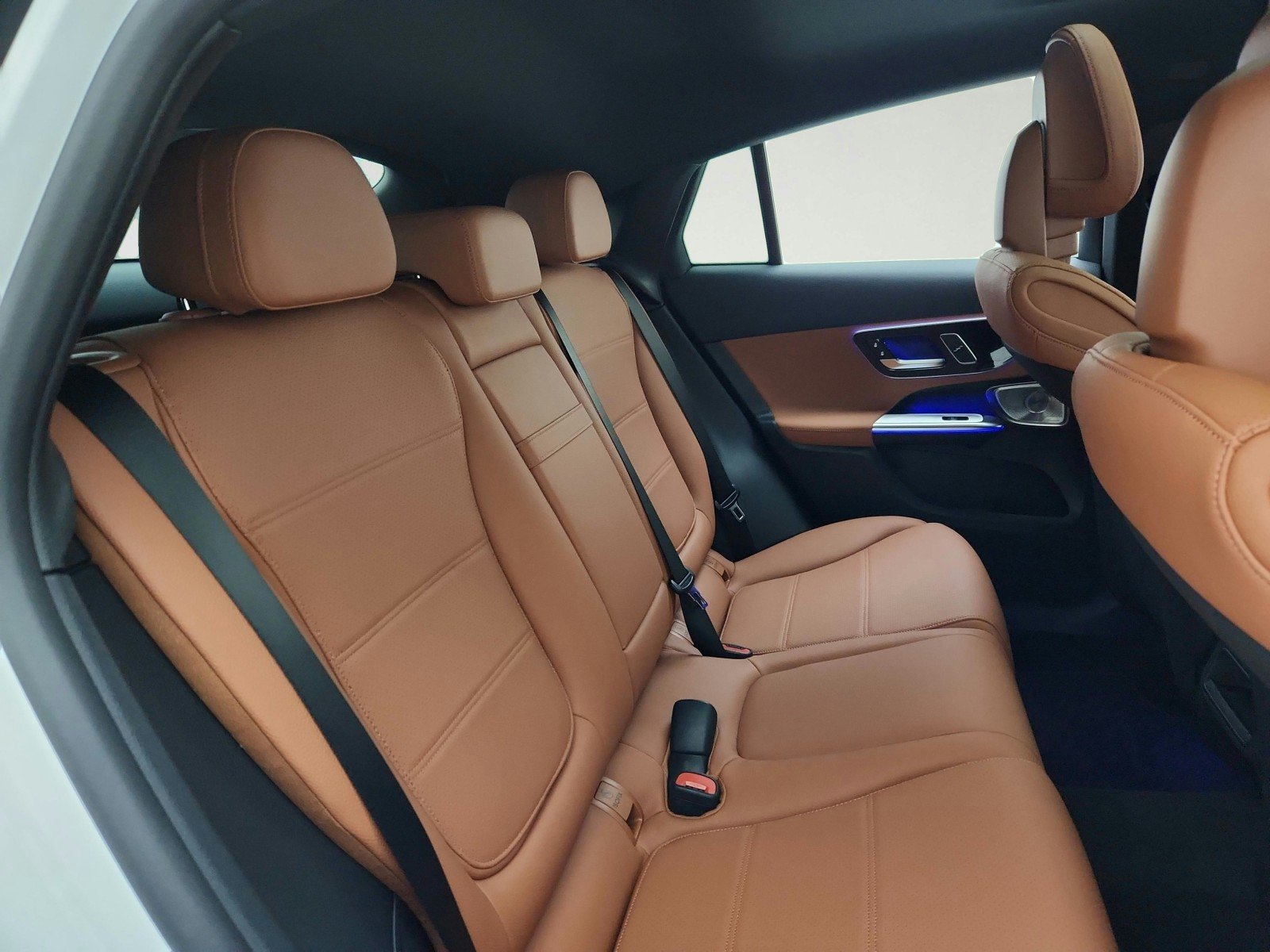 New 2027 Polar White Mercedes-Benz GLC 300 4MATIC® Coupe image 27