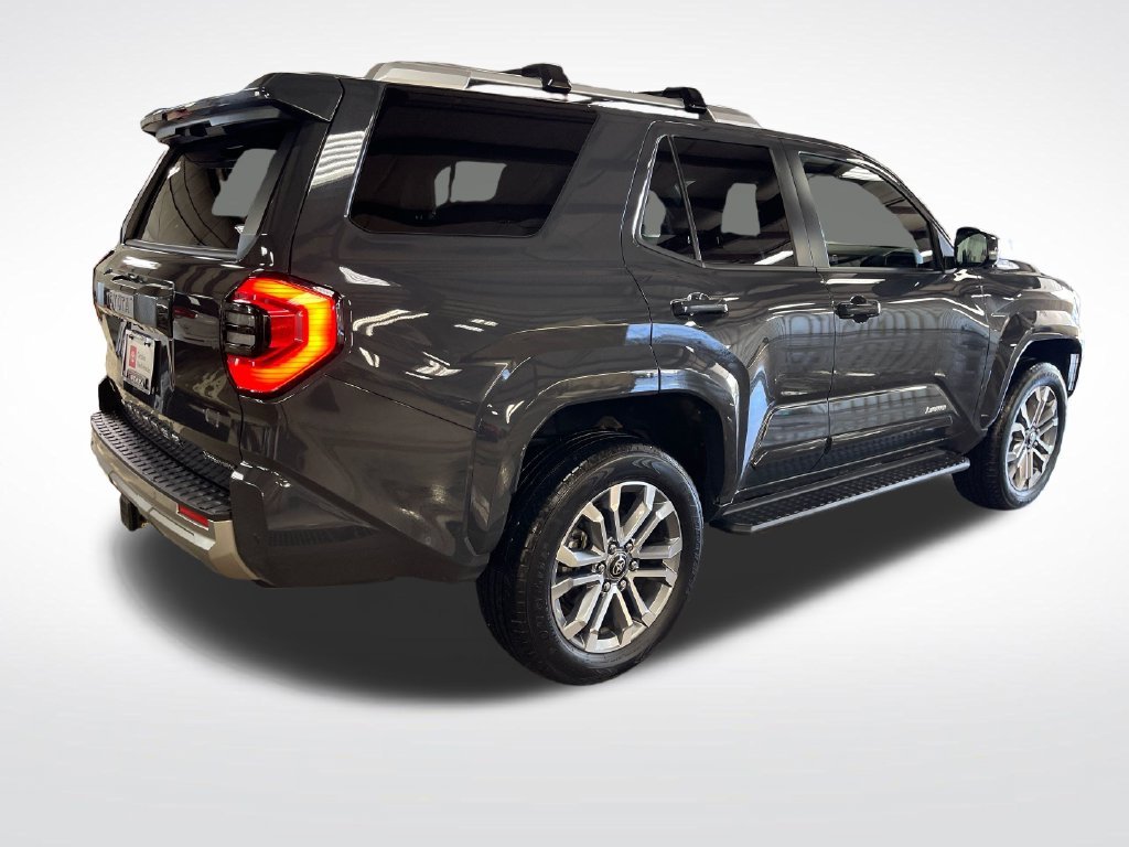 Certified Used 2025  Toyota Limited image 5