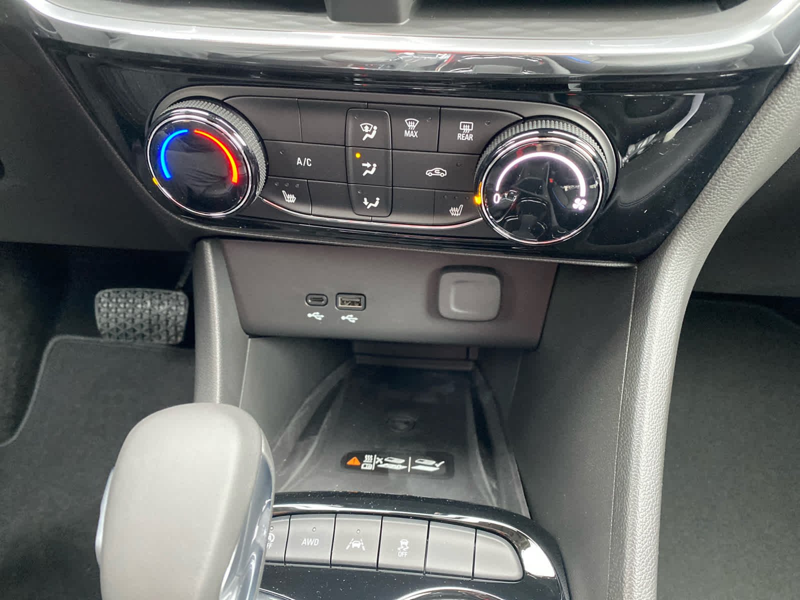 2026 Buick Encore GX Sport Touring - Photo 15