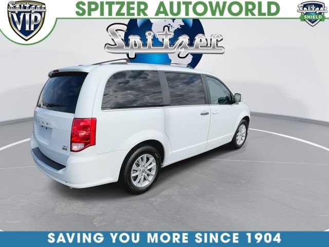 Used 2019 White Dodge SXT image 9