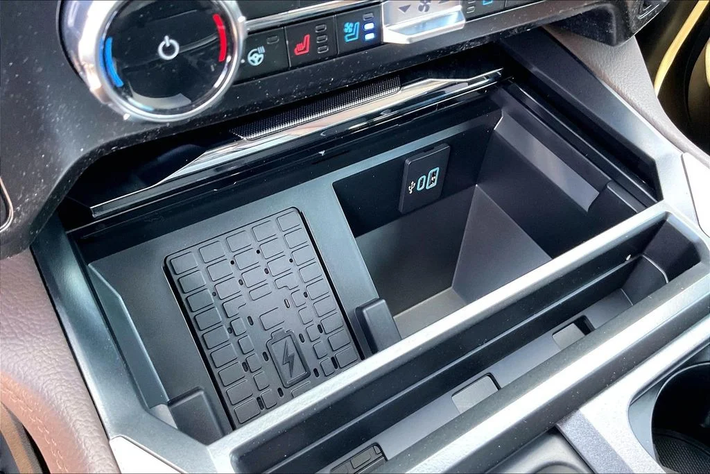 New 2026 Ford Super Duty F-250 King Ranch 4D Crew Cab