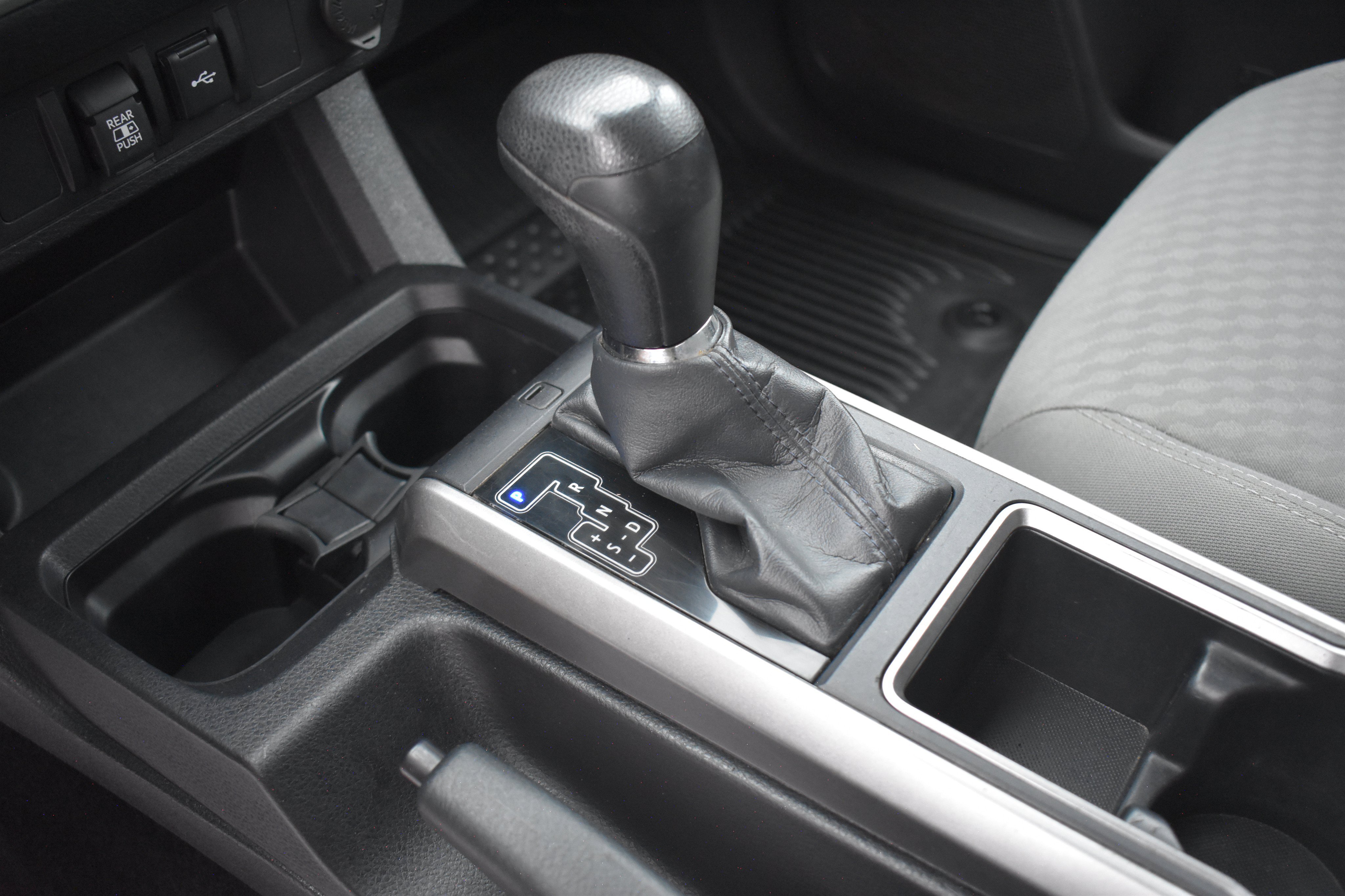Used 2022 Black Toyota SR5 image 28
