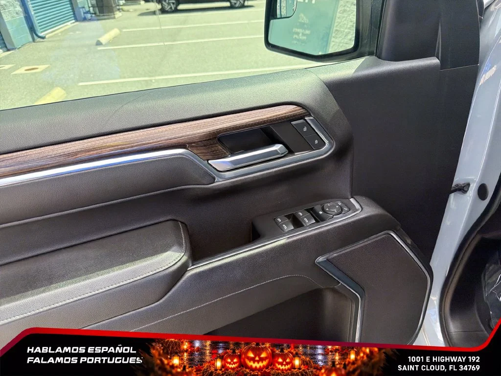 Used 2024 Slate Gray Metallic Chevrolet RST image 13