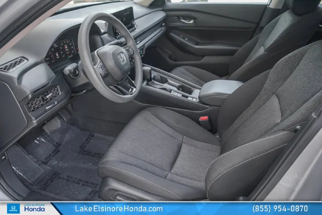 Used 2023 Lunar Silver Metallic Honda EX image 15