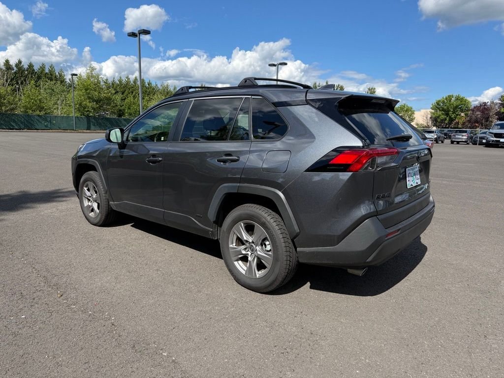 Used 2022 Magnetic Gray Metallic Toyota LE image 5