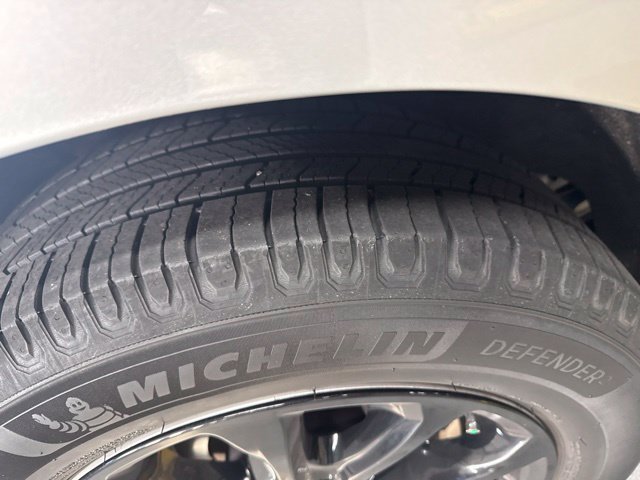 Used 2020 SILVER ICE METALLIC Chevrolet LS image 13