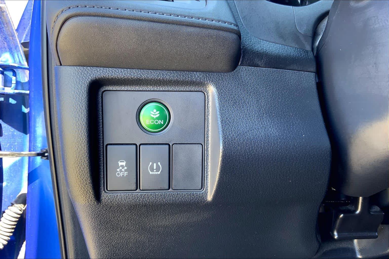 Used 2018 Aegean Blue Metallic Honda LX image 33