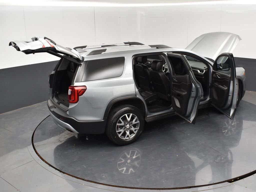 Used 2023 Silver GMC SLT image 33