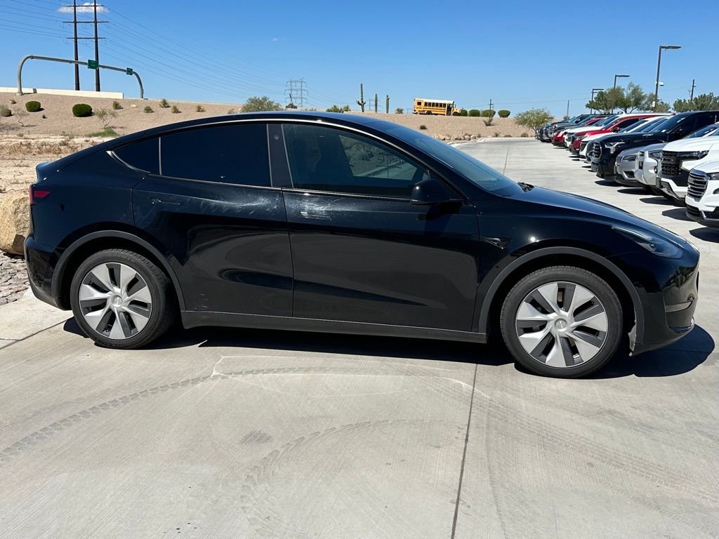 2021 Tesla Model Y Long Range photo 2