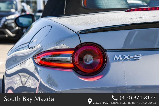 Certified Used 2025 Gray Mazda Club image 7