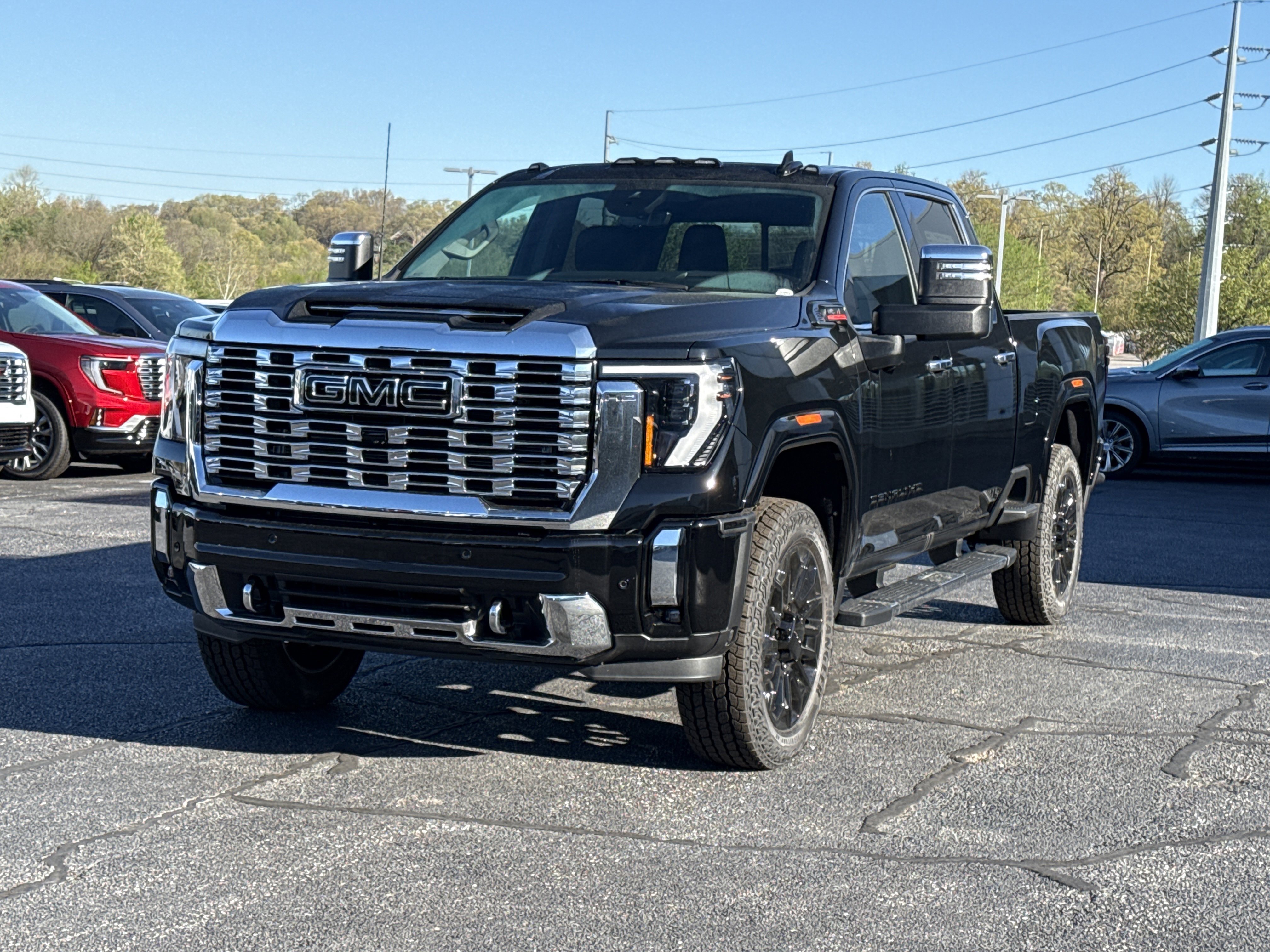 2026 GMC Sierra 2500HD Denali - Photo 13