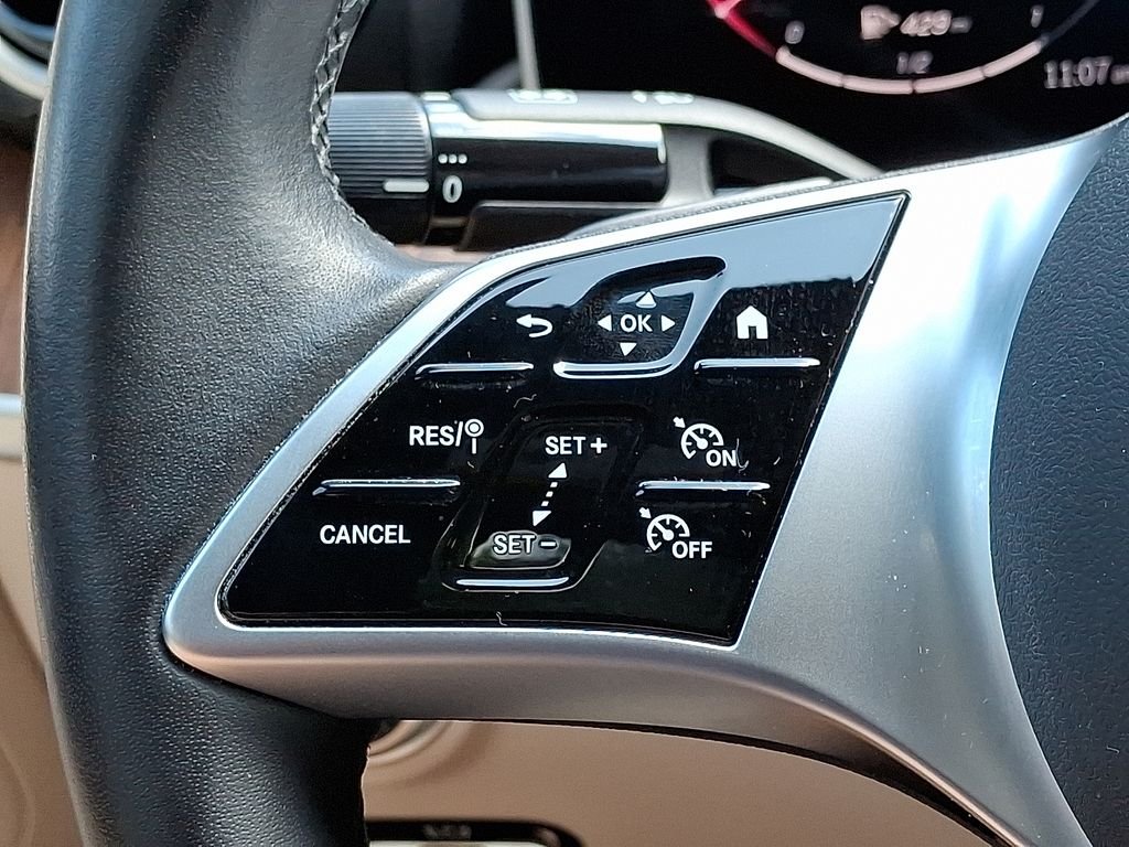2025 Mercedes-Benz C-Class Sedan C 300 - Photo 20