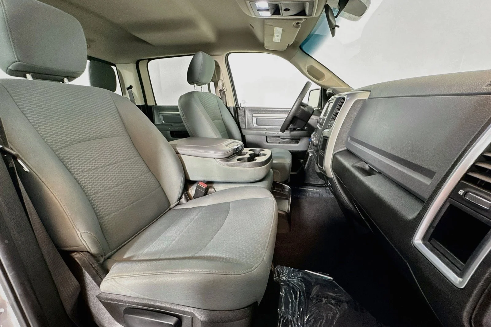 Used 2019 Bright Silver Metallic Clearcoat Ram SLT image 24