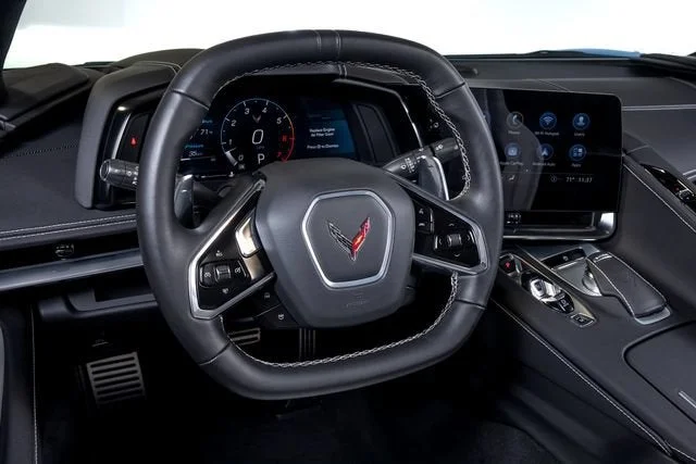 Used 2021 Rapid Blue Chevrolet Stingray image 29