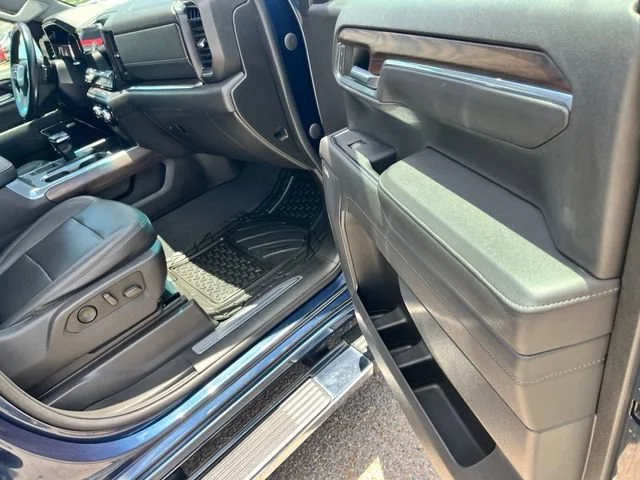Used 2022 PACIFIC BLUE METALLIC GMC SLT image 20