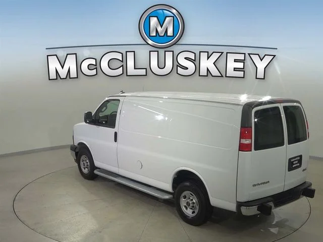 2024 GMC Savana Cargo Work Van - Photo 20