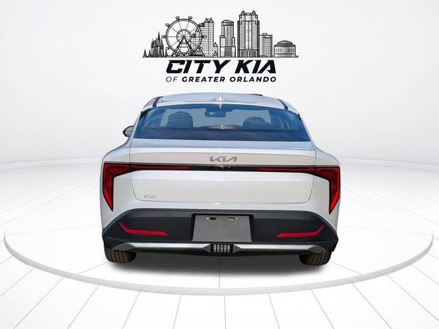 New 2026 Snow White Pearl Kia LX image 5