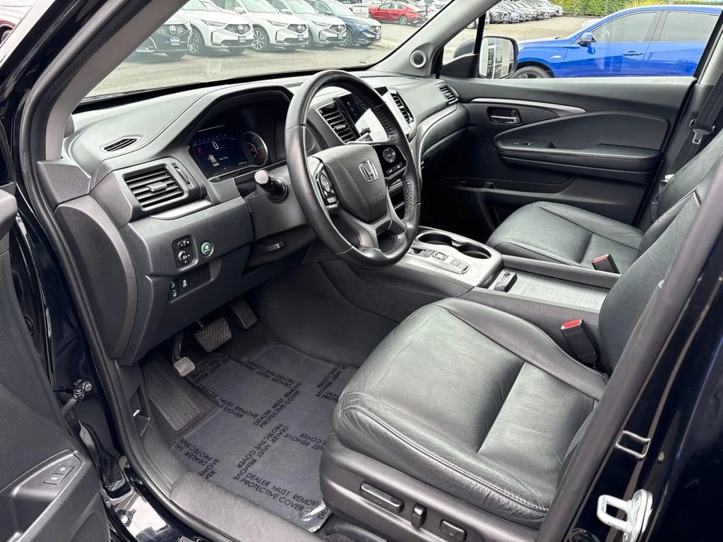 Used 2021 Black Honda EX-L image 13