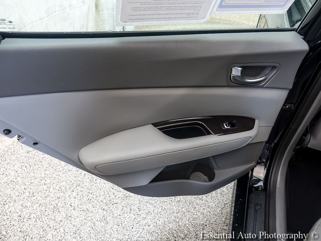 Used 2016 Ebony Black Kia EX image 19
