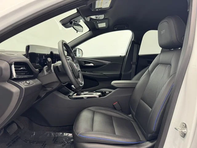Used 2025 Summit White Buick Sport Touring image 19