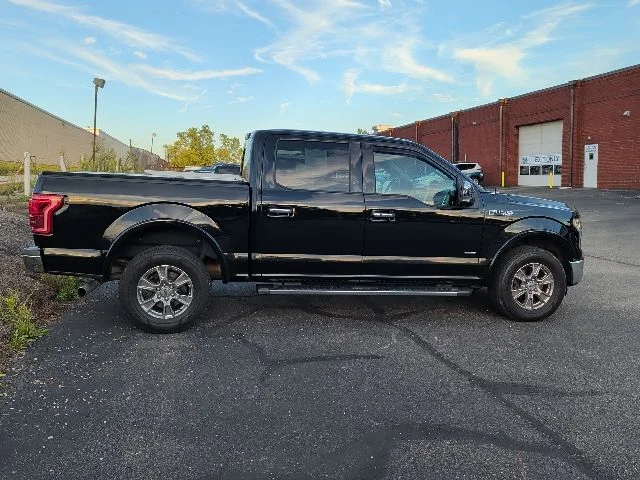 Used 2016 Shadow Black Ford Lariat image 15