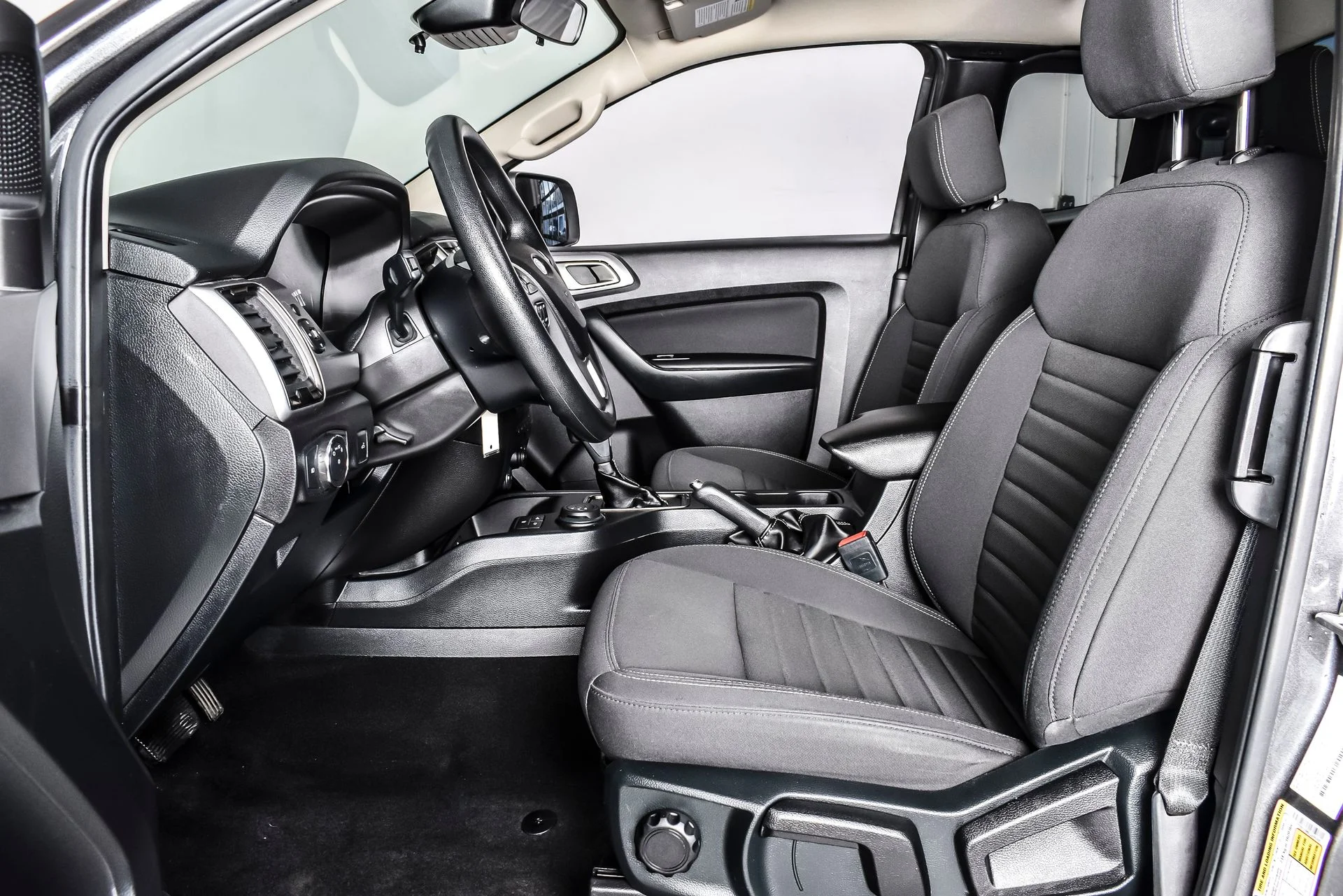 Used 2020 Magnetic Ford XLT image 16