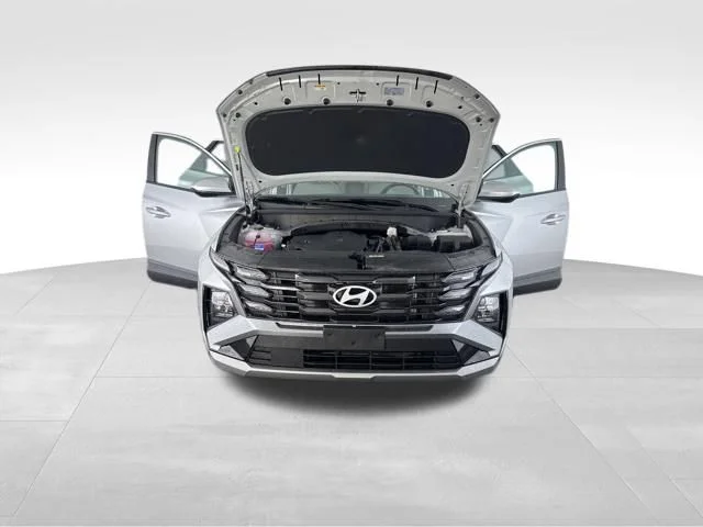 Used 2025 Silver Hyundai SEL image 14