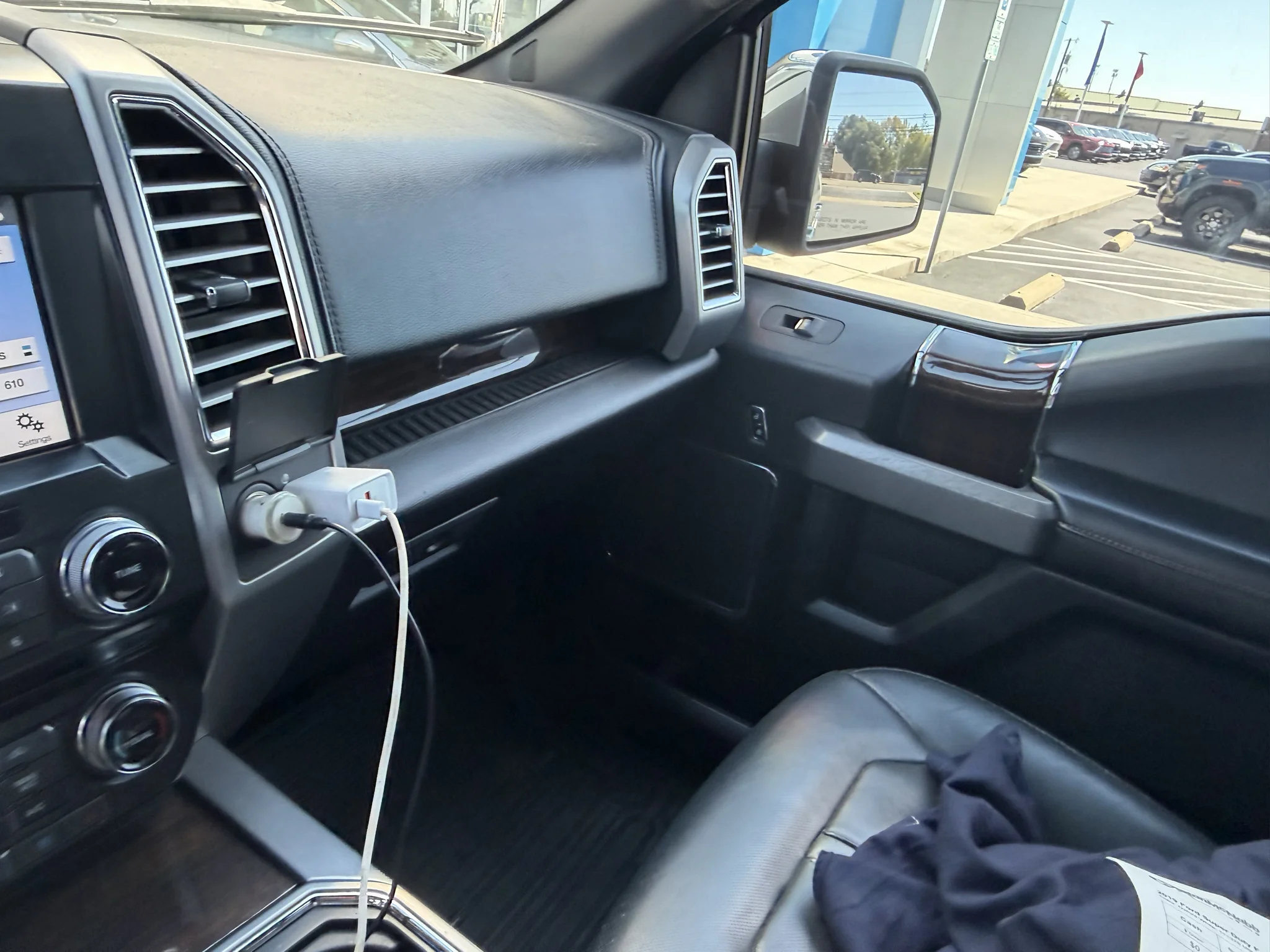 Used 2016  Ford XLT image 11