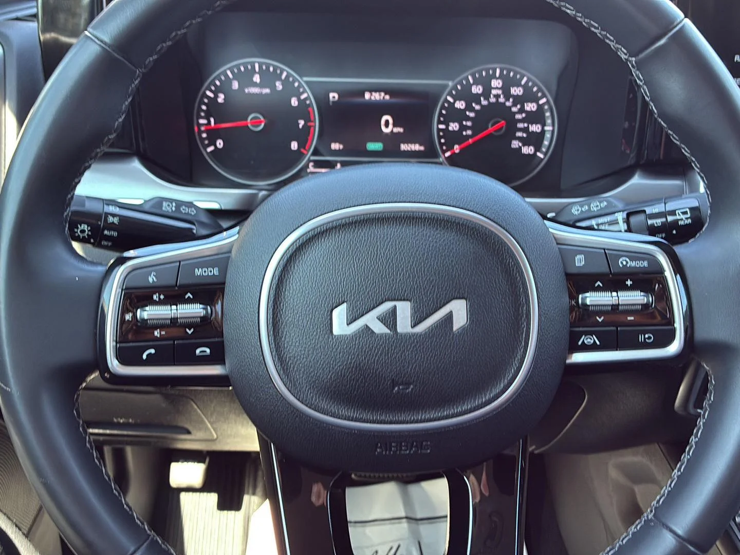 Used 2023 Everlasting Silver Kia S image 37