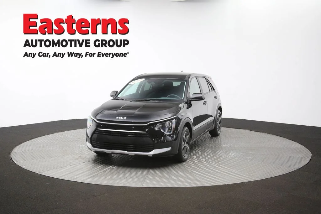Used 2025 Black Kia LX image 41
