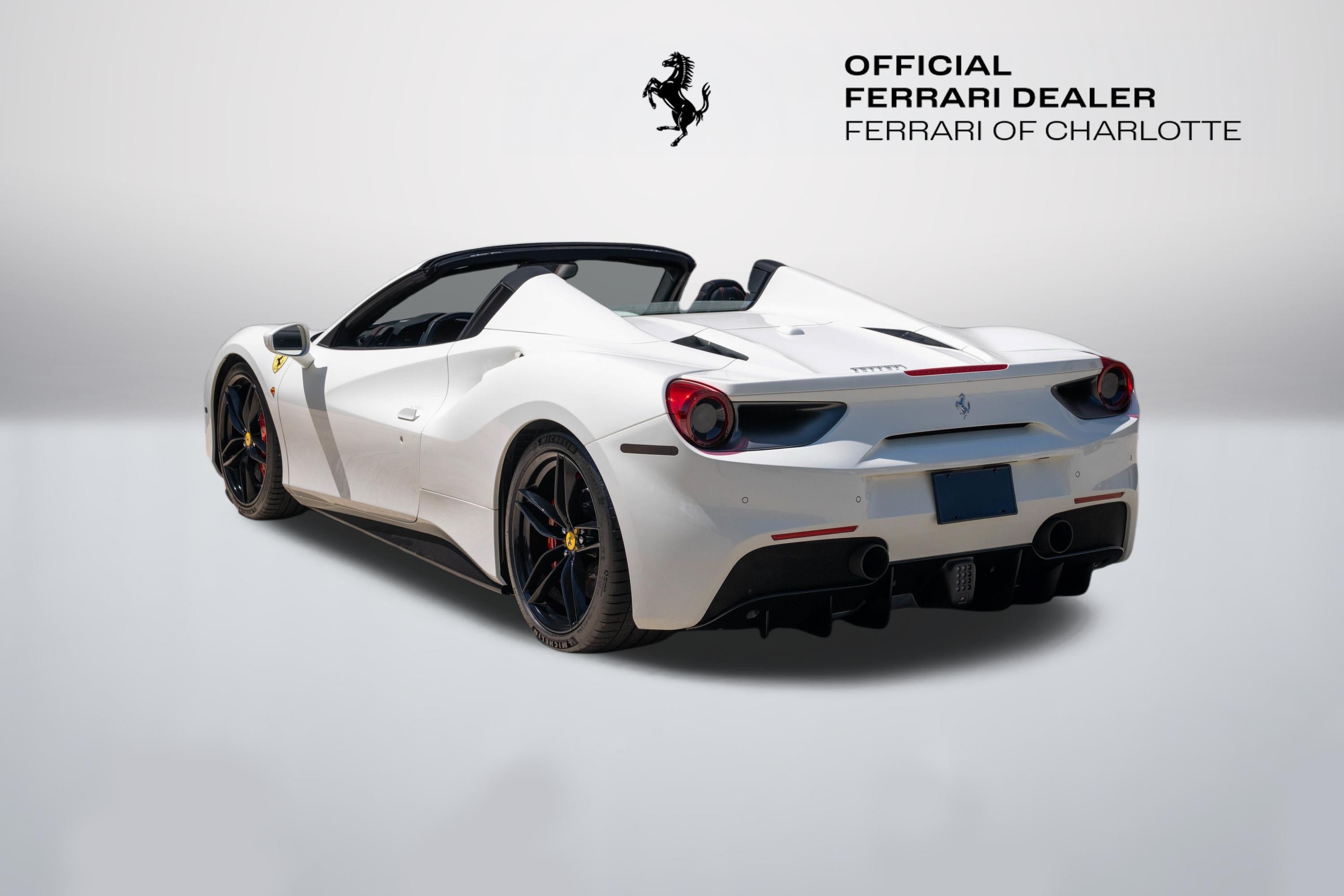Used 2018 Bianco Avus Ferrari Base image 2
