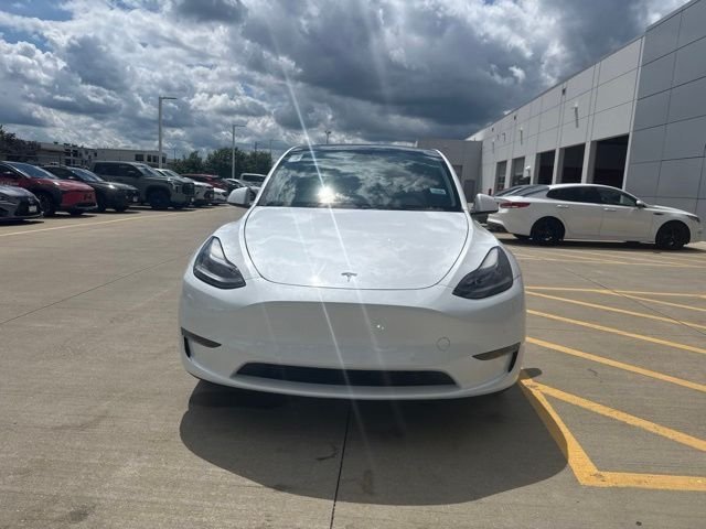 Used 2022 White Tesla Long Range image 10