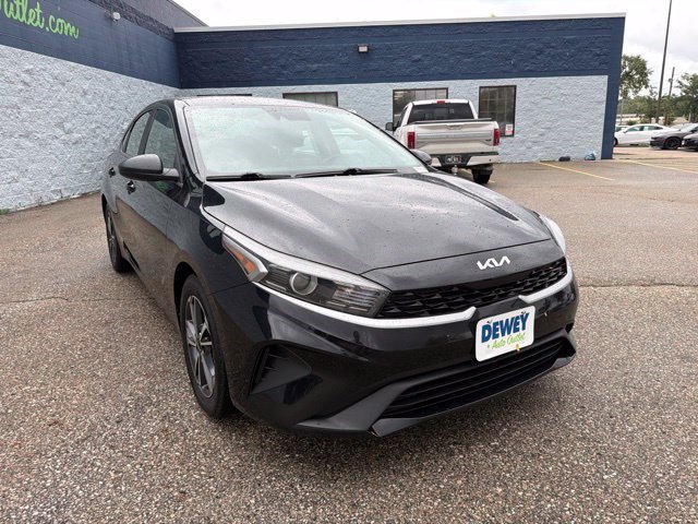 Used 2022 Aurora Black Kia LXS image 7