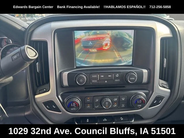 Used 2017 White GMC SLE image 20