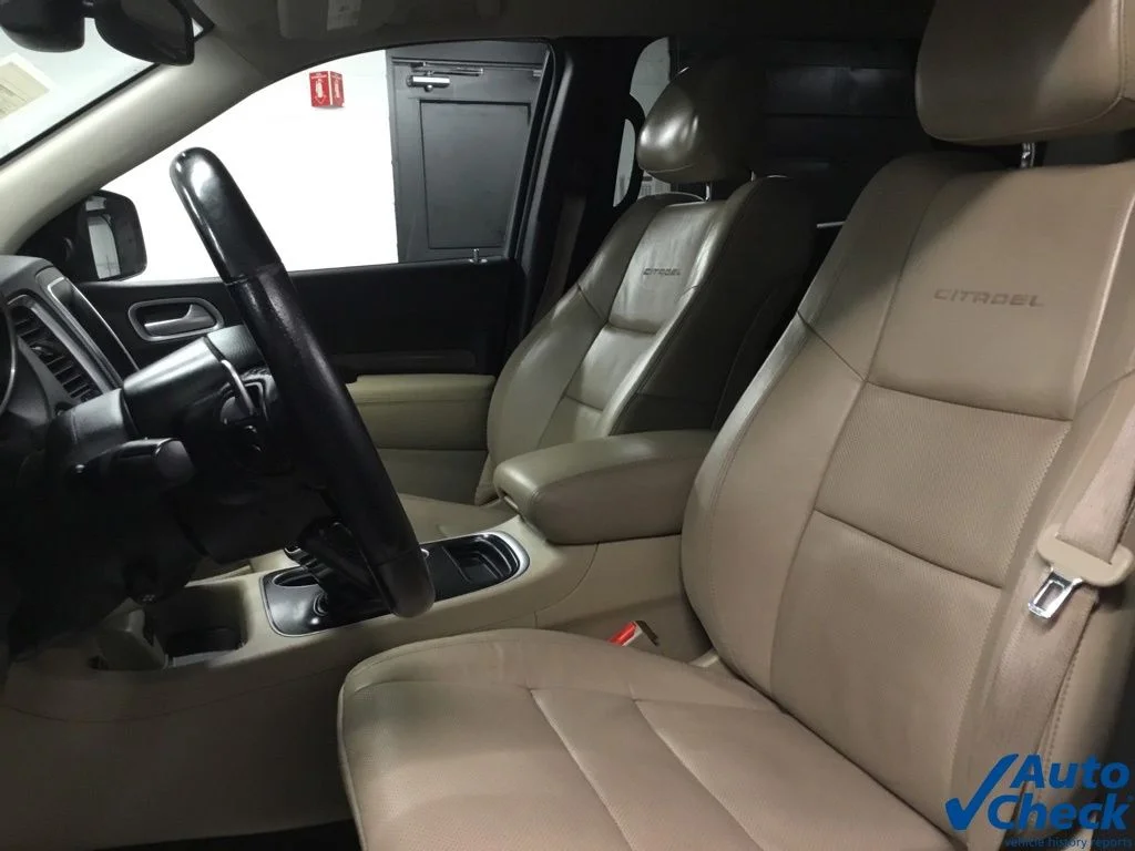 Used 2018 White Dodge Citadel image 26