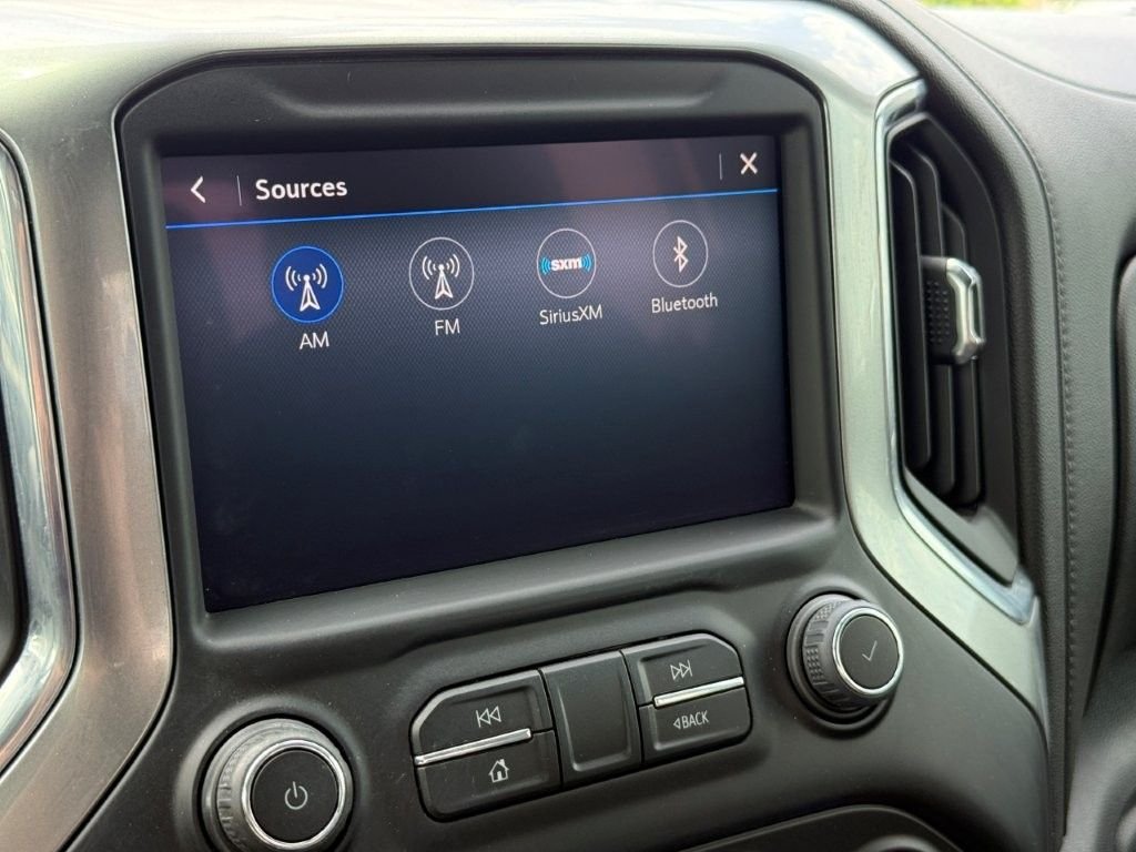 Used 2022 Red Chevrolet LT Trail Boss image 27