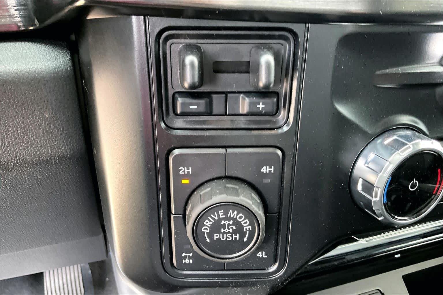 New 2026 Avalanche Ford F-250® Lariat® image 16