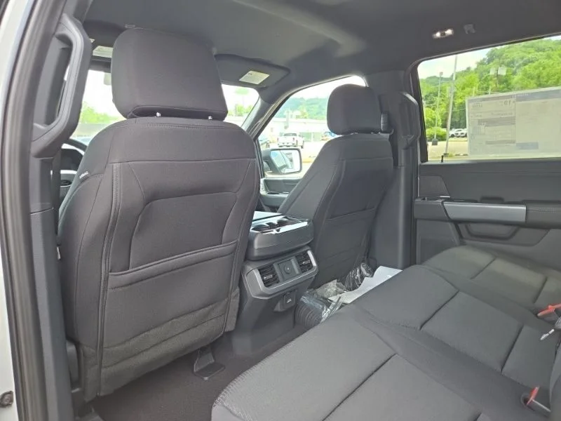 New 2026 Oxford White Ford F-250® XL image 20
