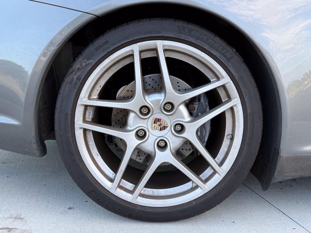 Used 2011 Gray Porsche Carrera image 29