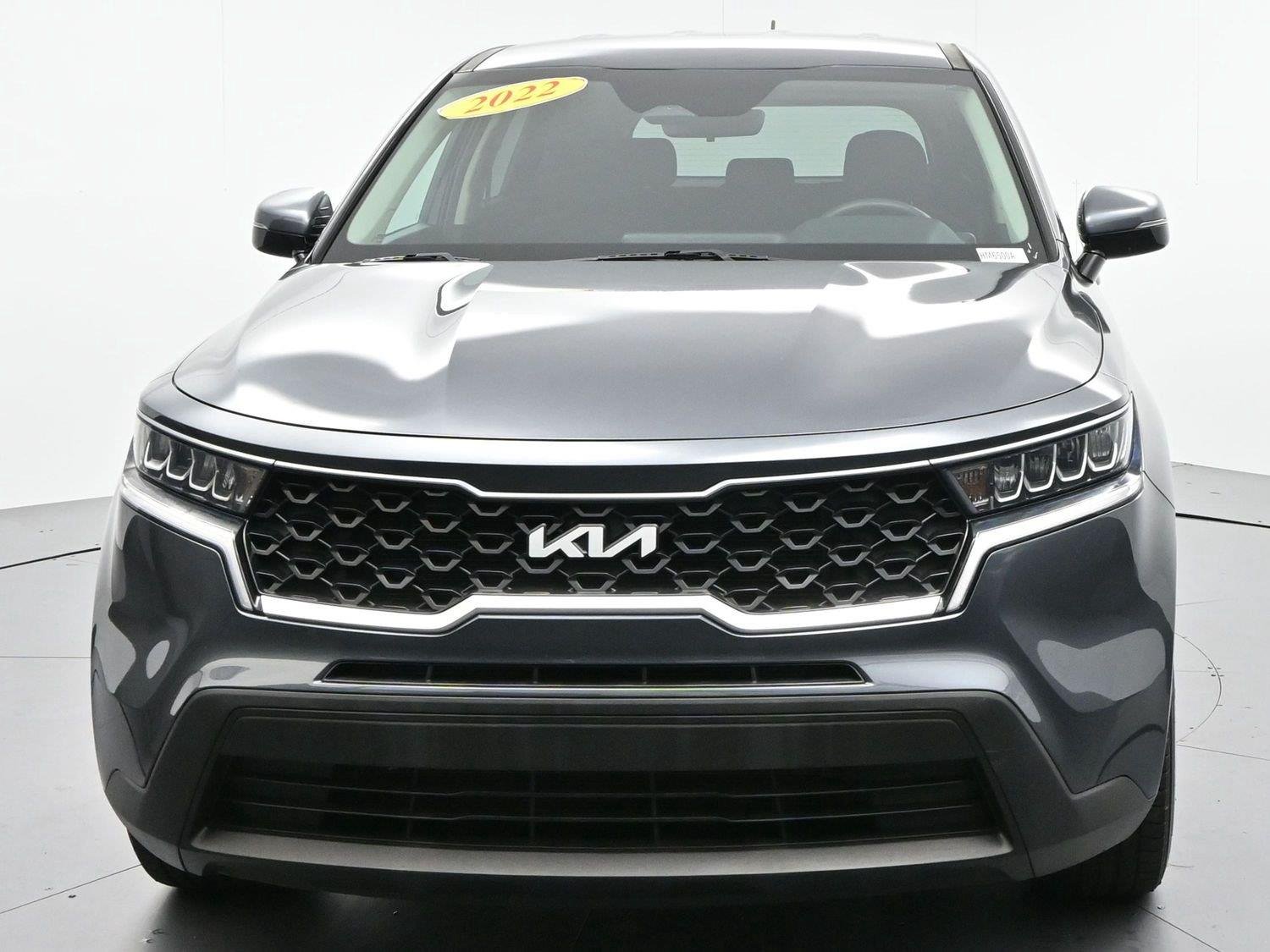 Used 2022 Gravity Gray Kia LX image 2