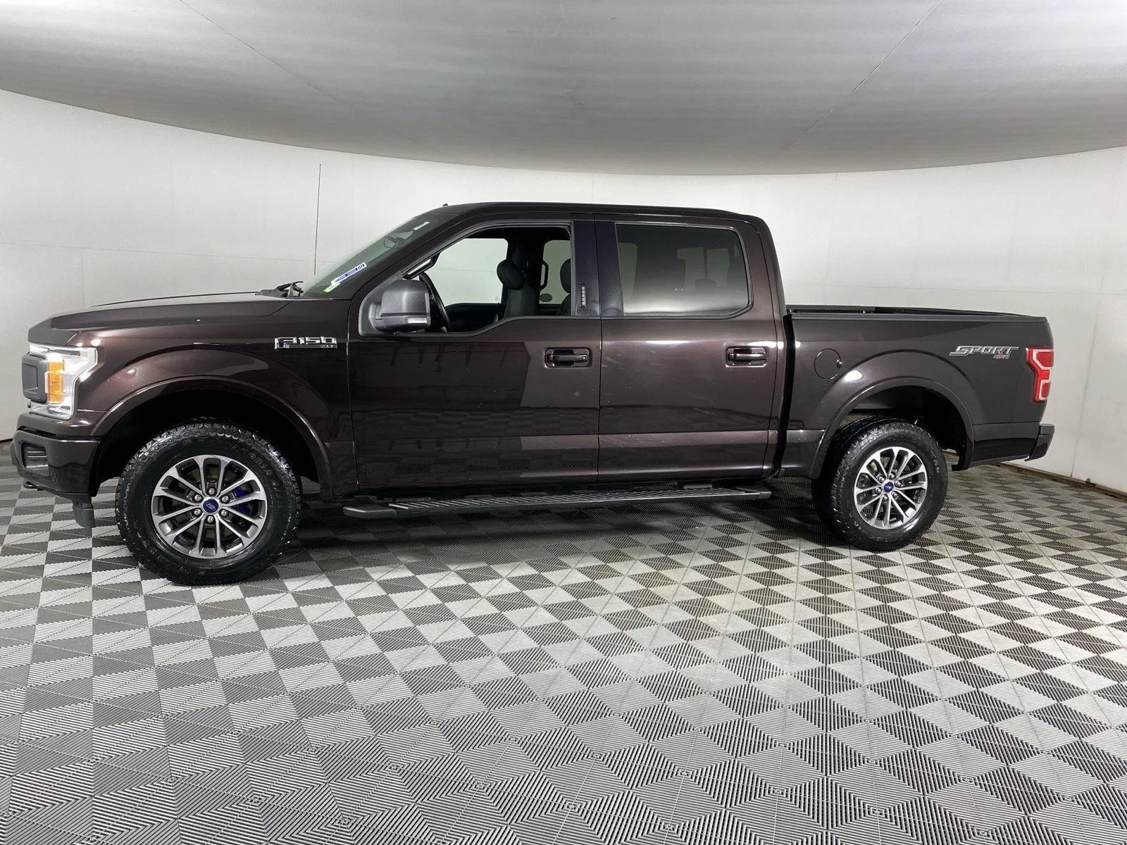 Used 2019 Magma Red Ford XLT image 6