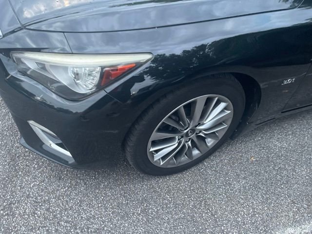 Used 2018 Black Obsidian INFINITI 3.0t LUXE image 6