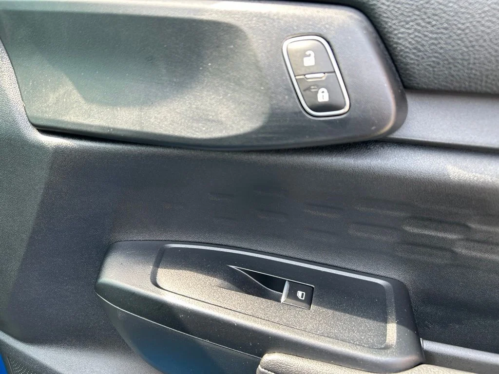 Used 2025 Blue Ford XL image 29