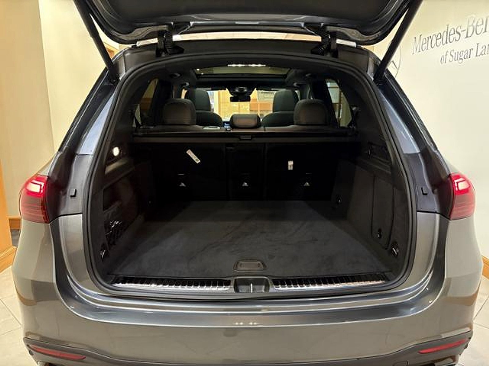 New 2026 Selenite Grey Metallic Mercedes-Benz  image 49