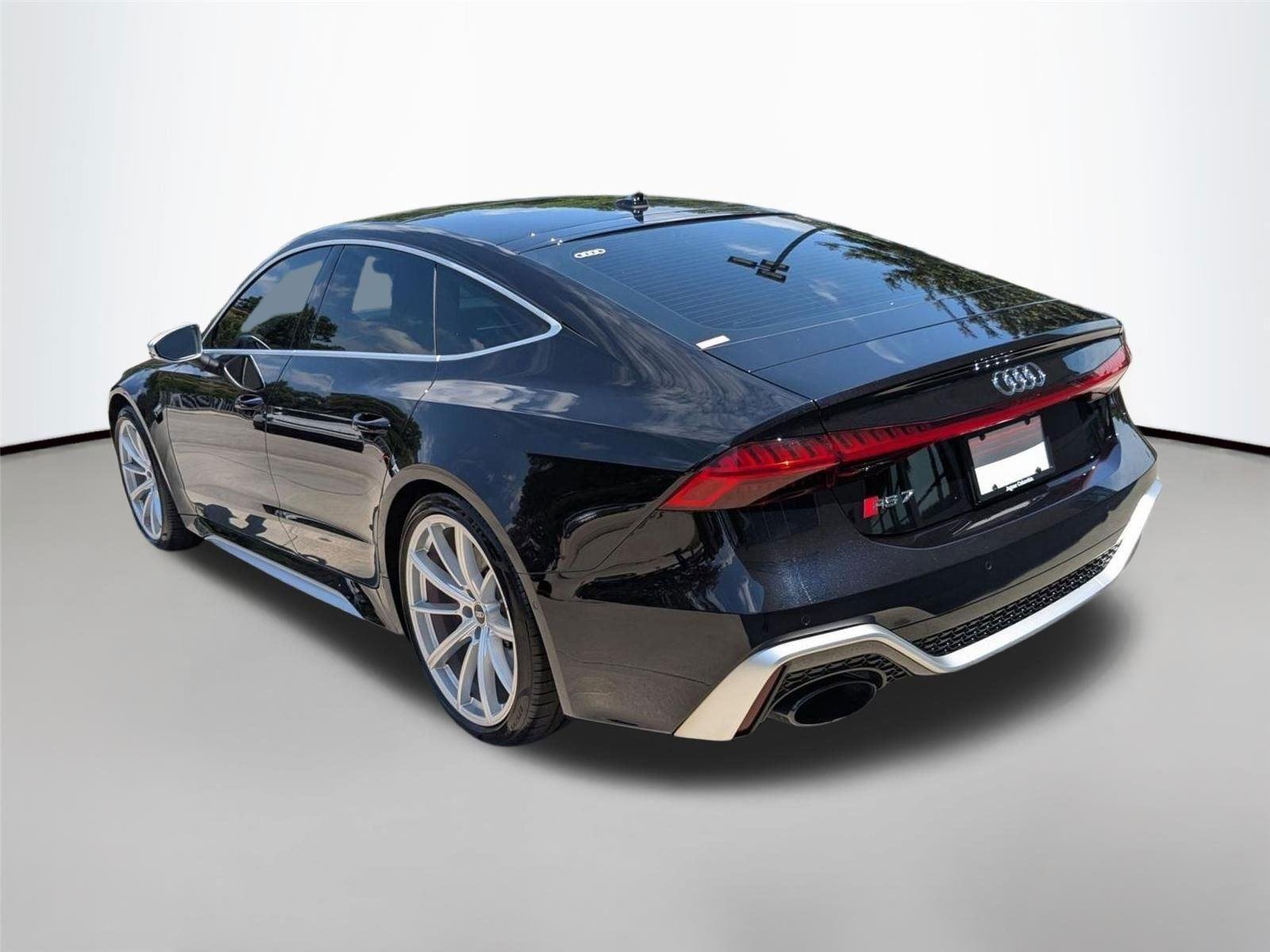 Used 2022 Sebring Black Crystal Effect AUDI  image 7